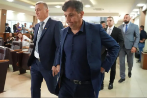 JAVNI OKRŠAJ U RS-u: Vukanović žestoko odbrusio Dodiku, evo šta se desilo…